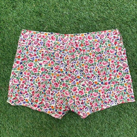Madewell Floral Print Cut Off Shorts - Picture 6 of 7